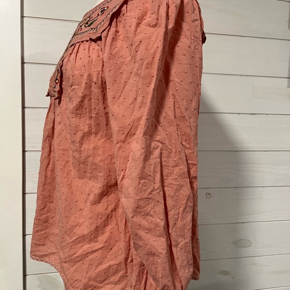 Max Studio Coral Embroidered Blouse - Picture 3 of 7